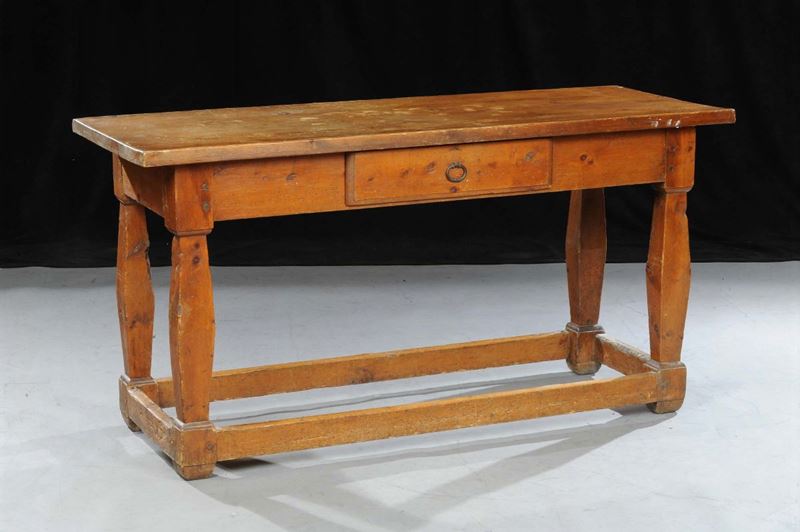 Tavolo rustico in noce, XIX secolo  - Asta Antiquariato e Dipinti Antichi - Cambi Casa d'Aste