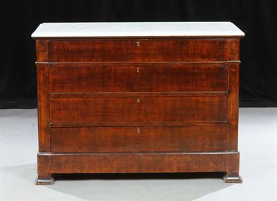 Com˜ con Piano in Marmo
