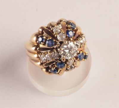 Anello con Diamante di Ct 0,80 e Zaffiri