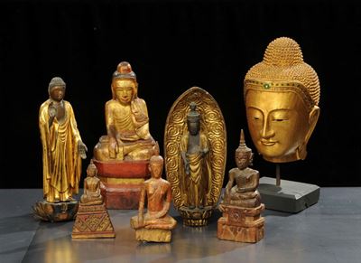 Lotto di Sculture in Legno, Indonesia XX Secolo