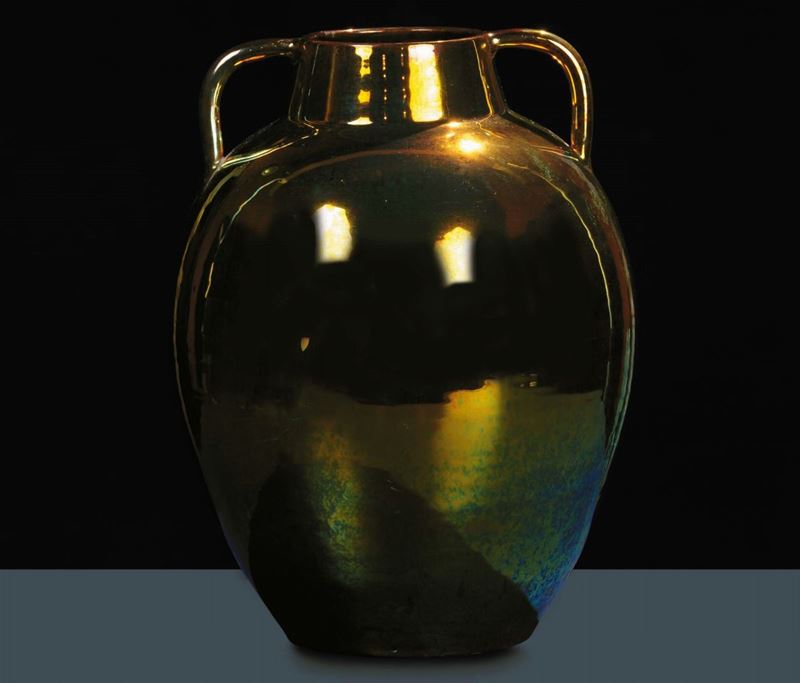 Riccardo Gatti (1886-1972) - FaenzaVaso di forma ovoidale con due manici applicati  - Auction Arti Decorative del XX secolo e Design - Cambi Casa d'Aste