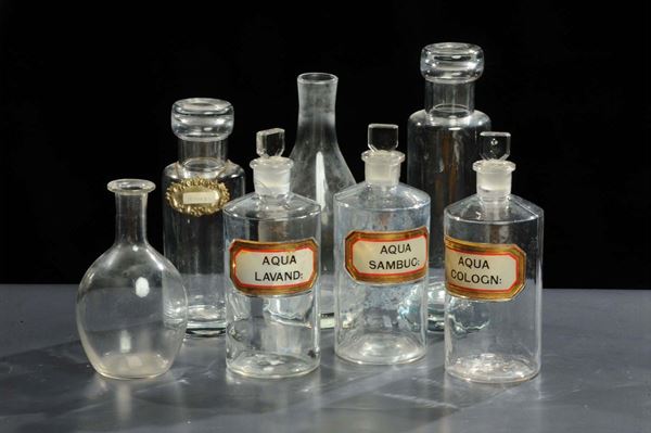 Lotto di bottiglie in vetro, XX secolo