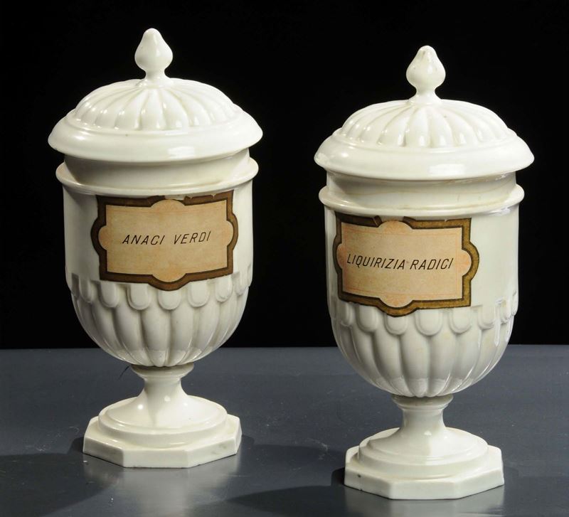 Coppia di vasi bacellati in vetro lattimo  - Auction OnLine Auction 03-2012 - Cambi Casa d'Aste