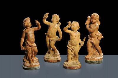 Quattro Sculture in Terracotta Raffiguranti Putti Danzanti, XVIII Secolo