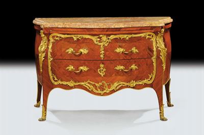 Com˜ Luigi XV a Due Cassetti Interamente Lastronato a Marquetterie con Bronzi Dorati, Francia XIX...