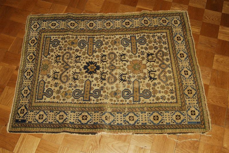 Tappeto caucasico Shirwan Perepedil, fine XIX inizio XX secolo  - Asta Antiquariato e Dipinti Antichi - Cambi Casa d'Aste