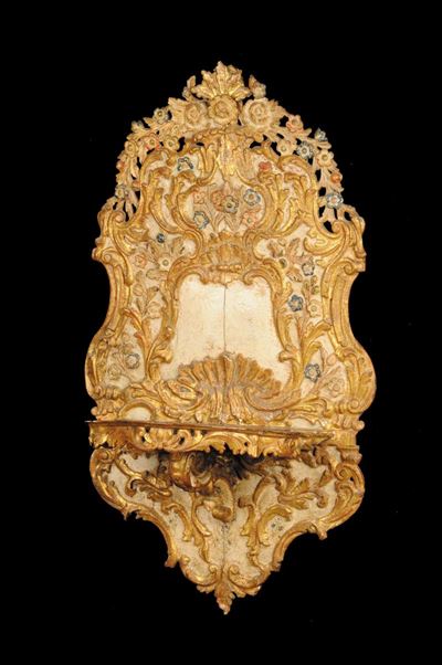 Mensola Porta Turbante in Legno Intagliato, Laccato e Dorato, XVIII Secolo