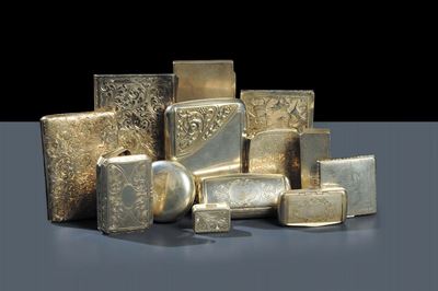 Lotto di 13 Tabacchiere in Argento e Sheffield