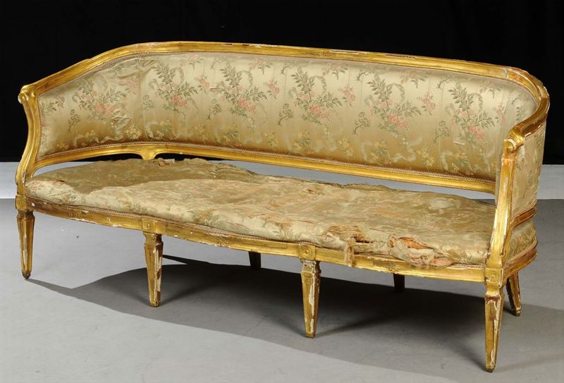Divano Luigi XVI in legno dorato ed intagliato, fine XVIII secolo  - Asta Antiquariato e Dipinti Antichi - Cambi Casa d'Aste