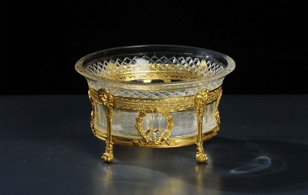 Centrotavola in bronzo dorato e cristallo, XIX secolo