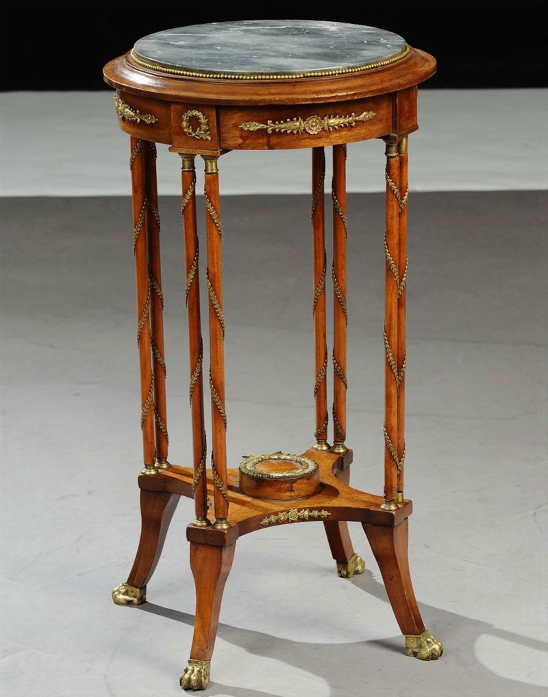 Gueridon in noce parzialmente lastronato, Francia XIX secolo  - Auction Antiquariato e Dipinti Antichi - Cambi Casa d'Aste