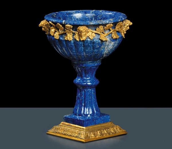 Coppa in pietra dura blu, XIX secolo