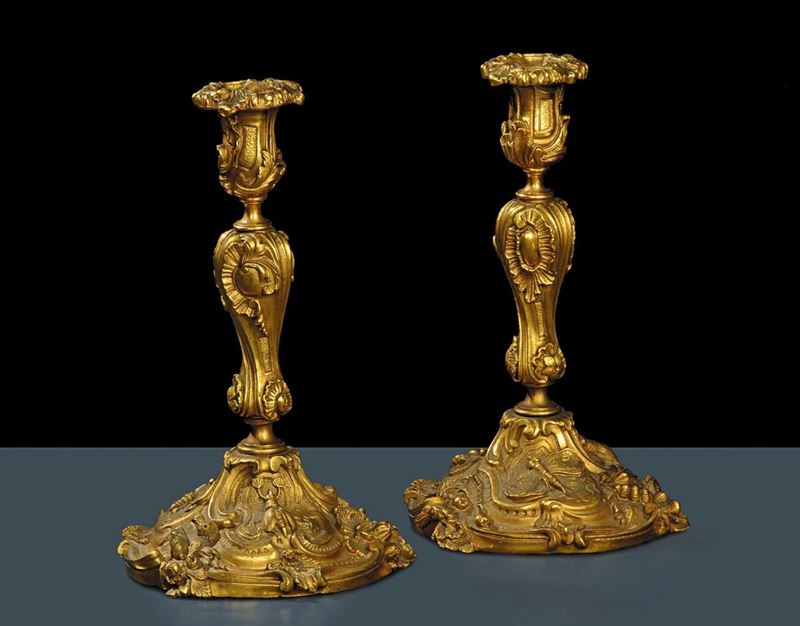 Coppia di candelieri Luigi XV in bronzo dorato, XVIII secolo  - Auction Antiquariato e Dipinti Antichi - Cambi Casa d'Aste