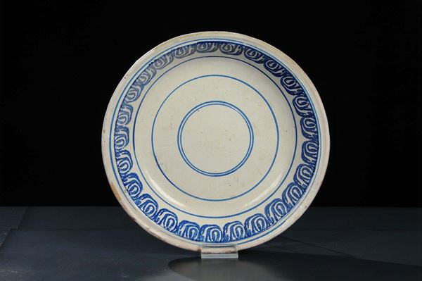 Catino in terracotta maiolicata bianca, XIX secolo