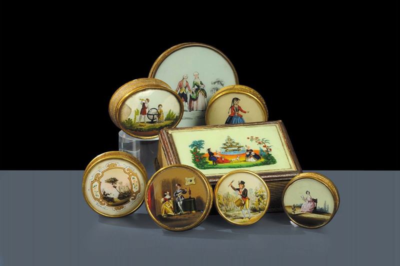 Lotto di otto scatole con dipinti sottovetro di dimensioni diverse, XIX secolo  - Asta Antiquariato e Dipinti Antichi - Cambi Casa d'Aste