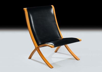 Fritz Hansen - Hvidt & Molgaardpoltrona in Pelle Nera e Legno Sagomato