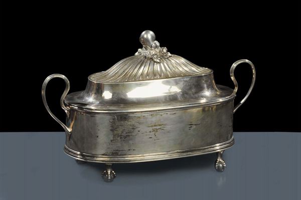 Zuppiera in argento, Marche XVIII secolo