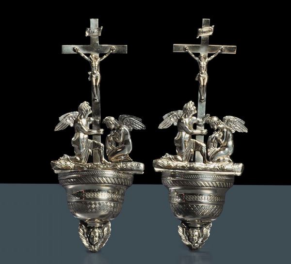 Coppia di acquasantiere in argento, Milano XIX secolo