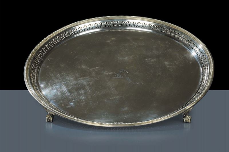 Salver circolare in argento, Sheffield 1888  - Asta Antiquariato e Dipinti Antichi - Cambi Casa d'Aste
