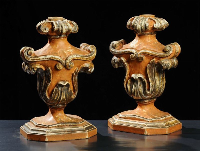 Coppia di portapalme in legno laccato, fine XIX secolo  - Auction OnLine Auction 05-2012 - Cambi Casa d'Aste