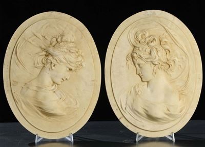 Coppia di Medaglioni Liberty in Marmo con Profili Femminili ,1889