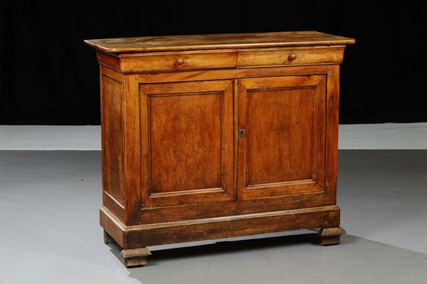 Credenza Carlo X in noce, XIX secolo