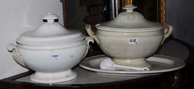 Due zuppiere in ceramica bianca con coperchio  - Asta Antiquariato e Dipinti Antichi - Cambi Casa d'Aste
