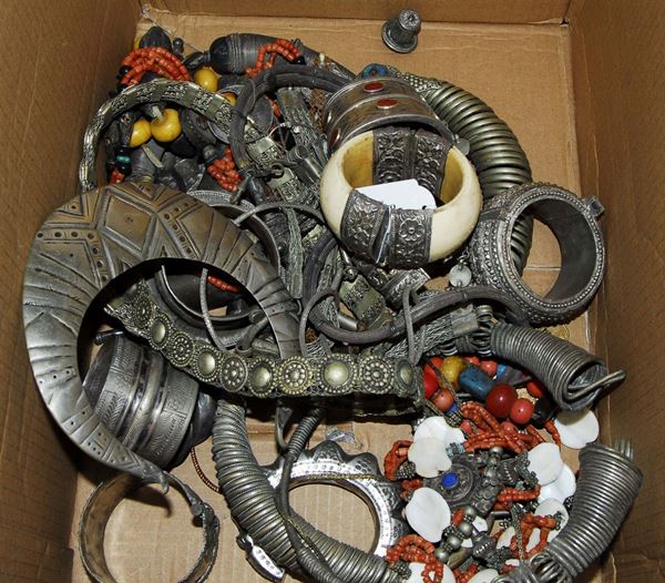 Lotto misto di oggetti indiani