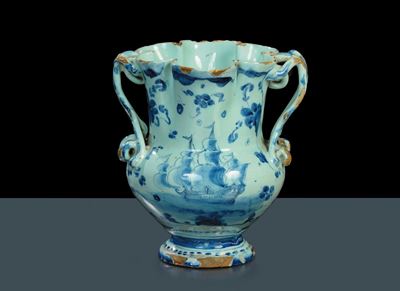 Vaso Biansato in Maiolica, Savona XVIII Secolo