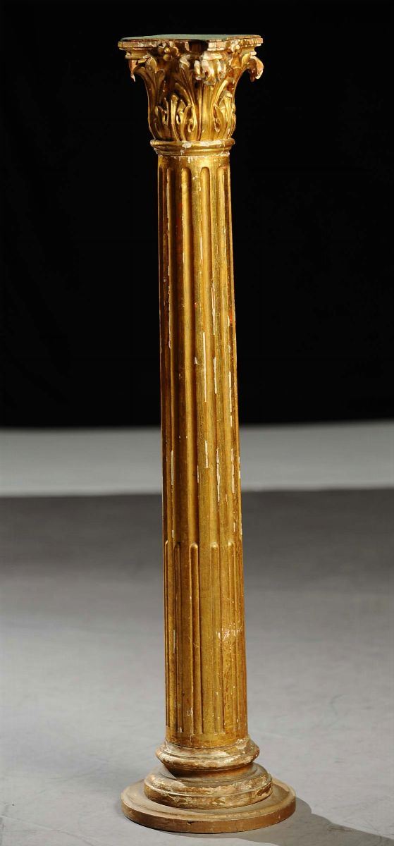 Colonna in legno intagliato e dorato, XX secolo  - Auction Antiquariato, Argenti e Dipinti Antichi - Cambi Casa d'Aste