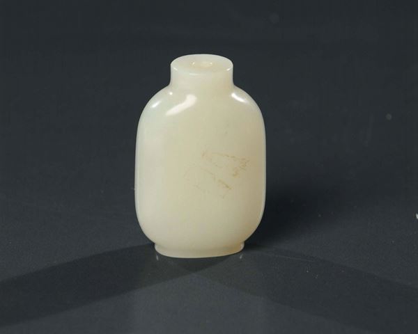 Snuff bottle in giada bianca senza tappo, Cina XIX secolo