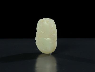 Intagliato di Giada Bianca a Forma di Zucca, Cina XIX Secolo