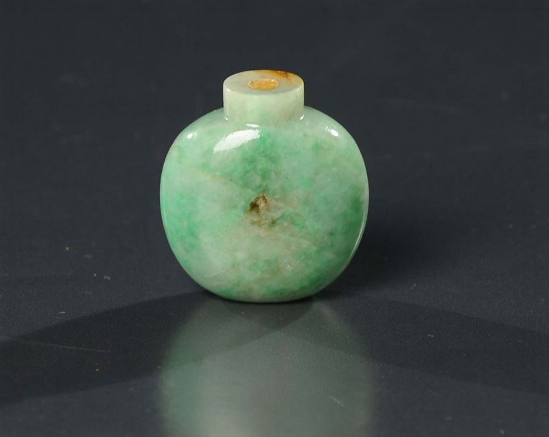 Snuff bottle in giadeite senza tappo, Cina  - Auction Oriental Art - Cambi Casa d'Aste