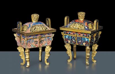 Coppia di Bruciaprofumi in Metallo con Smalti Cloisonne, Cina