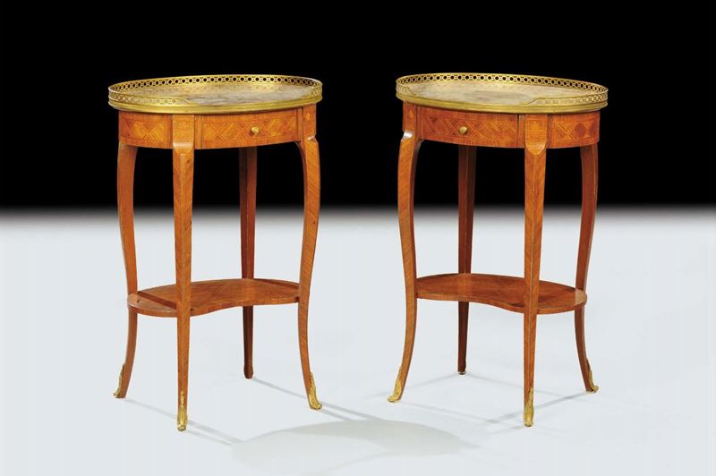 Coppia di tavolini ovali in stile Transizione, XIX secolo  - Asta Antiquariato, Argenti e Dipinti Antichi - Cambi Casa d'Aste