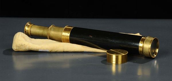 Cannocchiale in ottone con rivestimento in legno