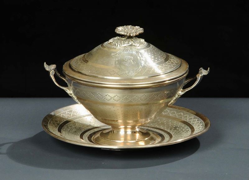 Zuppierina in argento con piattino, gr. 440  - Asta Antiquariato, Argenti e Dipinti Antichi - Cambi Casa d'Aste