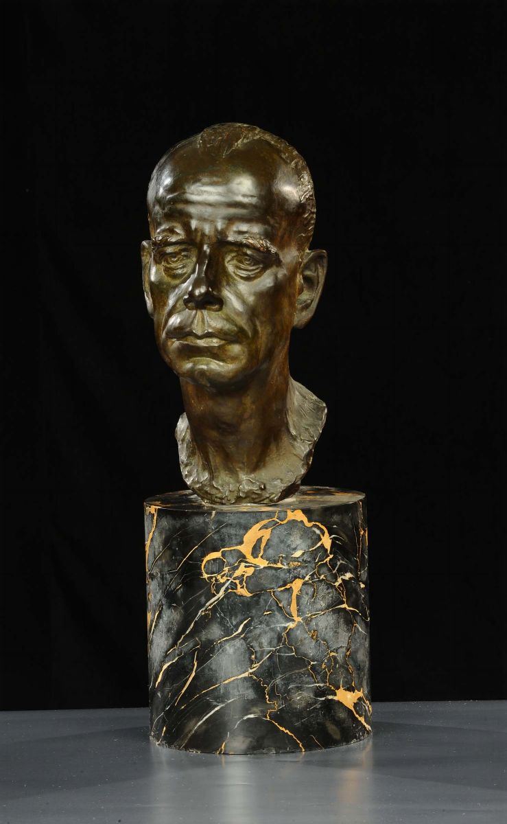 Busto in bronzo brunito su base in marmo, XX secolo  - Auction OnLine Auction 03-2012 - Cambi Casa d'Aste