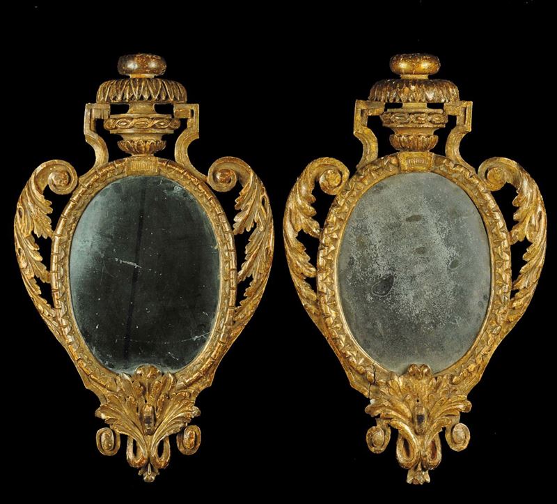 Coppia di specchierine Luigi XVI in legno intagliato e dorato, Parma XVIII secolo  - Auction Antiques and Old Masters - Cambi Casa d'Aste