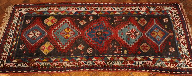 Tappeto caucasico, fine XIX secolo  - Auction Carpets - Time Auction - Cambi Casa d'Aste