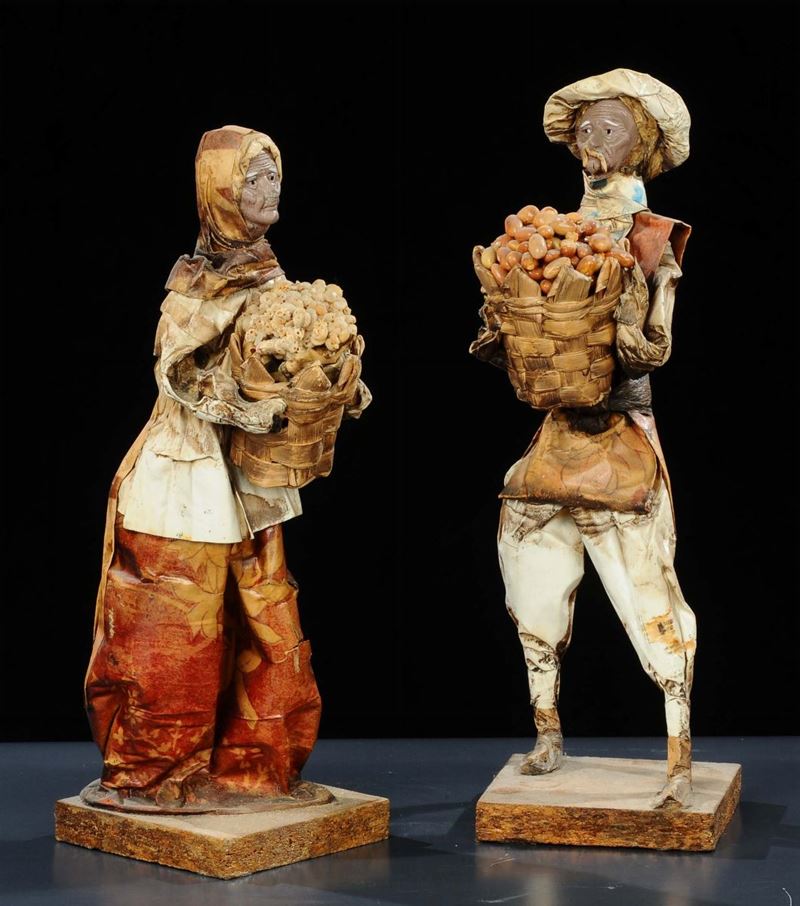 Due statuine in papier-mache  - Auction Antiquariato, Argenti e Dipinti Antichi - Cambi Casa d'Aste