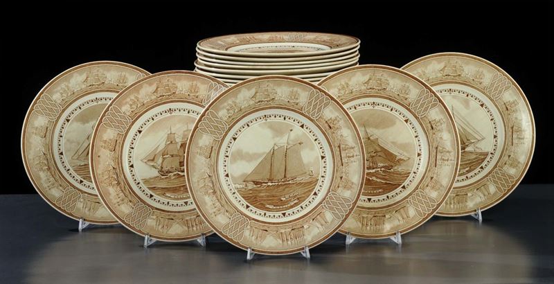 Quindici piatti ceramica Wedgwood con barche a vela  - Auction Antiquariato, Argenti e Dipinti Antichi - Cambi Casa d'Aste