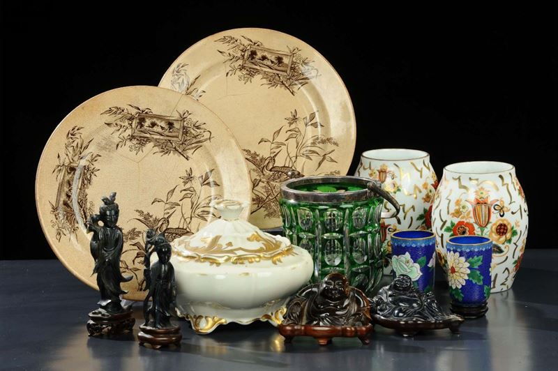 Lotto misto di oggetti di gusto orientale ed altro  - Asta Antiquariato, Argenti e Dipinti Antichi - Cambi Casa d'Aste