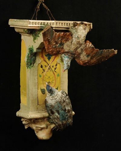 Mensola in Maiolica Decorata in Policromia