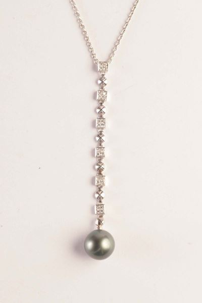 Pendente con Perla Tahiti e Diamanti
