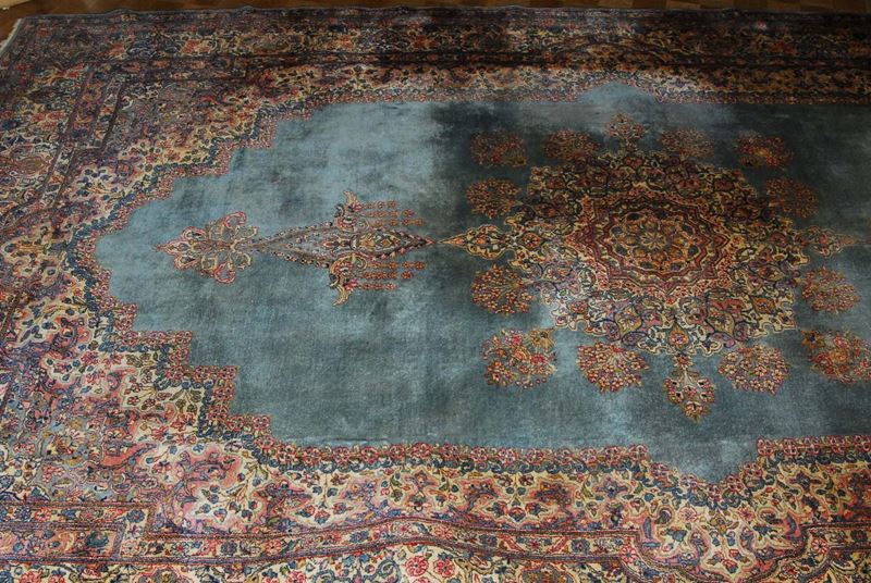 Tappeto persiano Kirman, inizio XX secolo  - Asta Antiquariato, Argenti e Dipinti Antichi - Cambi Casa d'Aste