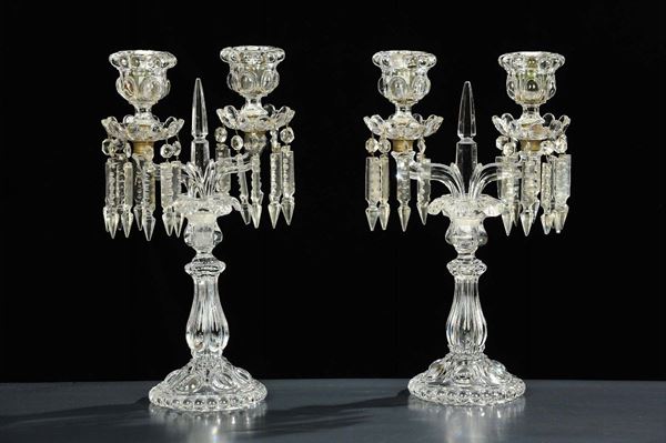 Coppia di candelieri in vetro a due fiamme