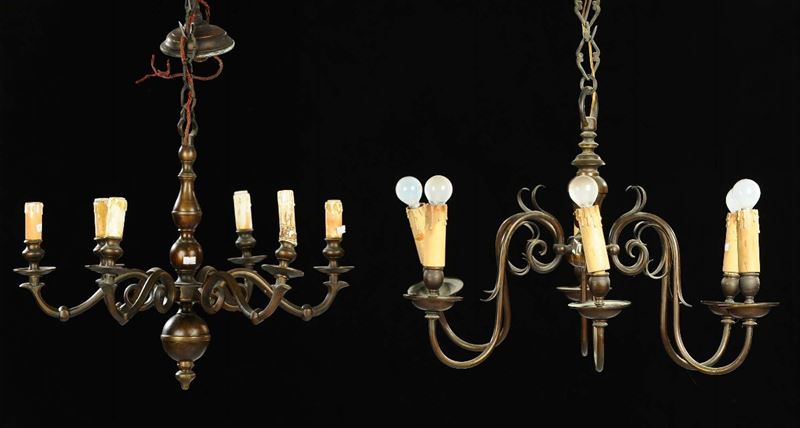 Due lampadari diversi in stile olandese  - Auction OnLine Auction 12-2011 - Cambi Casa d'Aste
