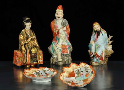 Lotto Composto da Oggetti di Gusto Orientale