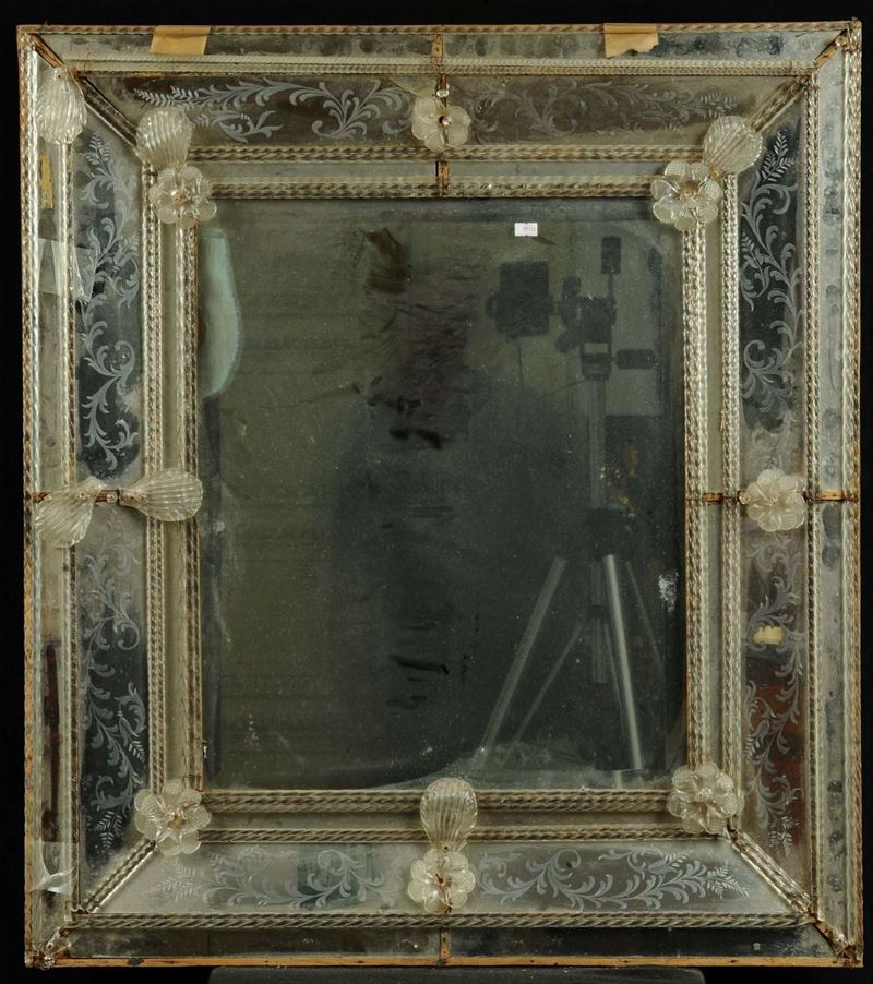 Specchiera in vetro, XIX secolo  - Asta Antiquariato, Argenti e Dipinti Antichi - Cambi Casa d'Aste